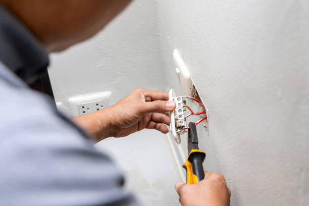 Best Circuit Breaker Repair  in Davis, OK
